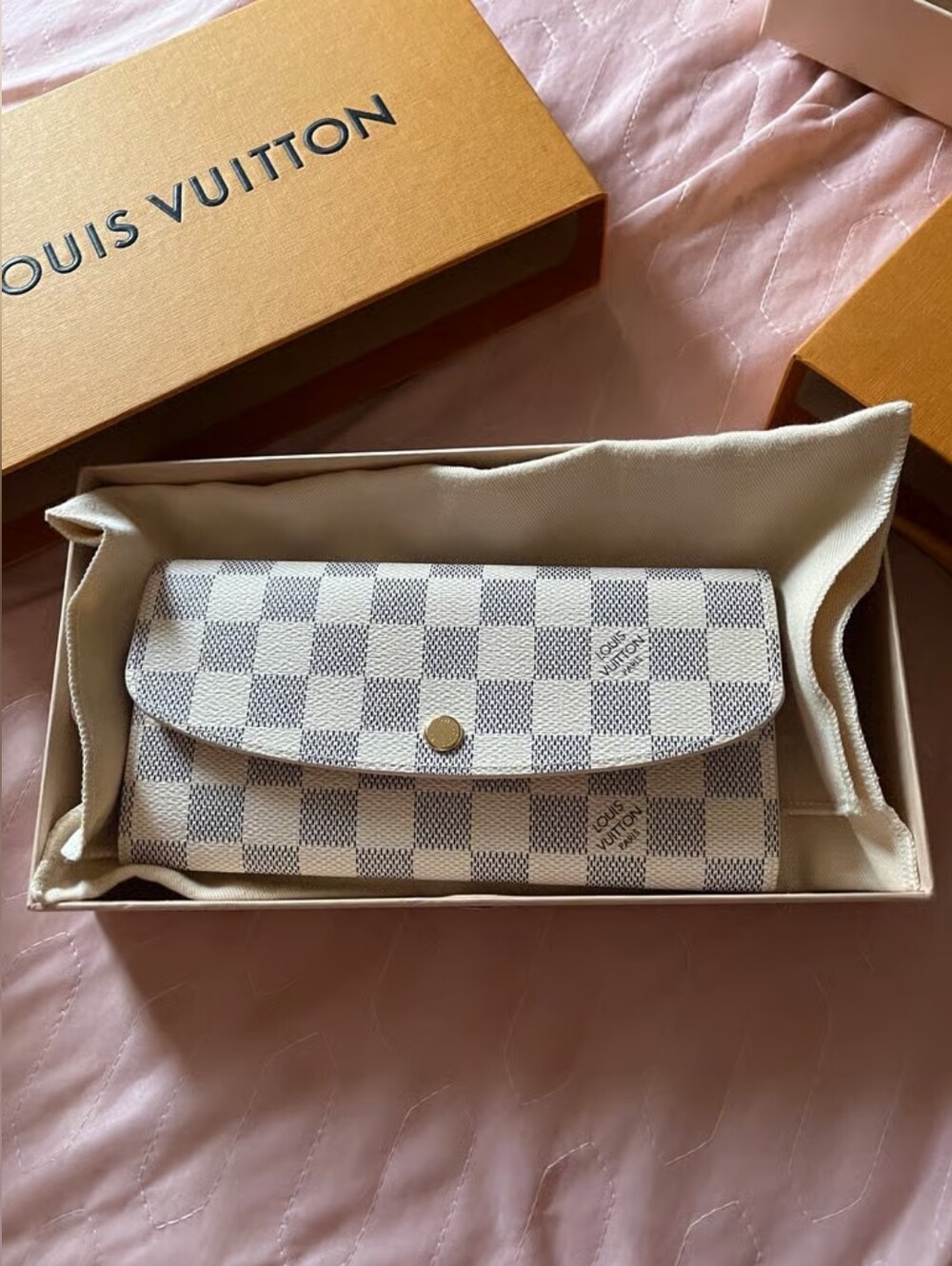 Louis Vuitton Damier Azur Checkered Canvas Wallet in White and Light Gray